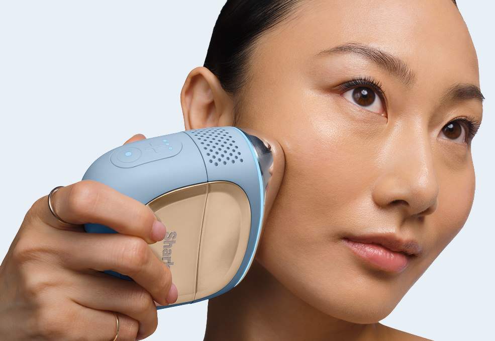 Shark Spa Blue Facial Pro Glow DePuffi