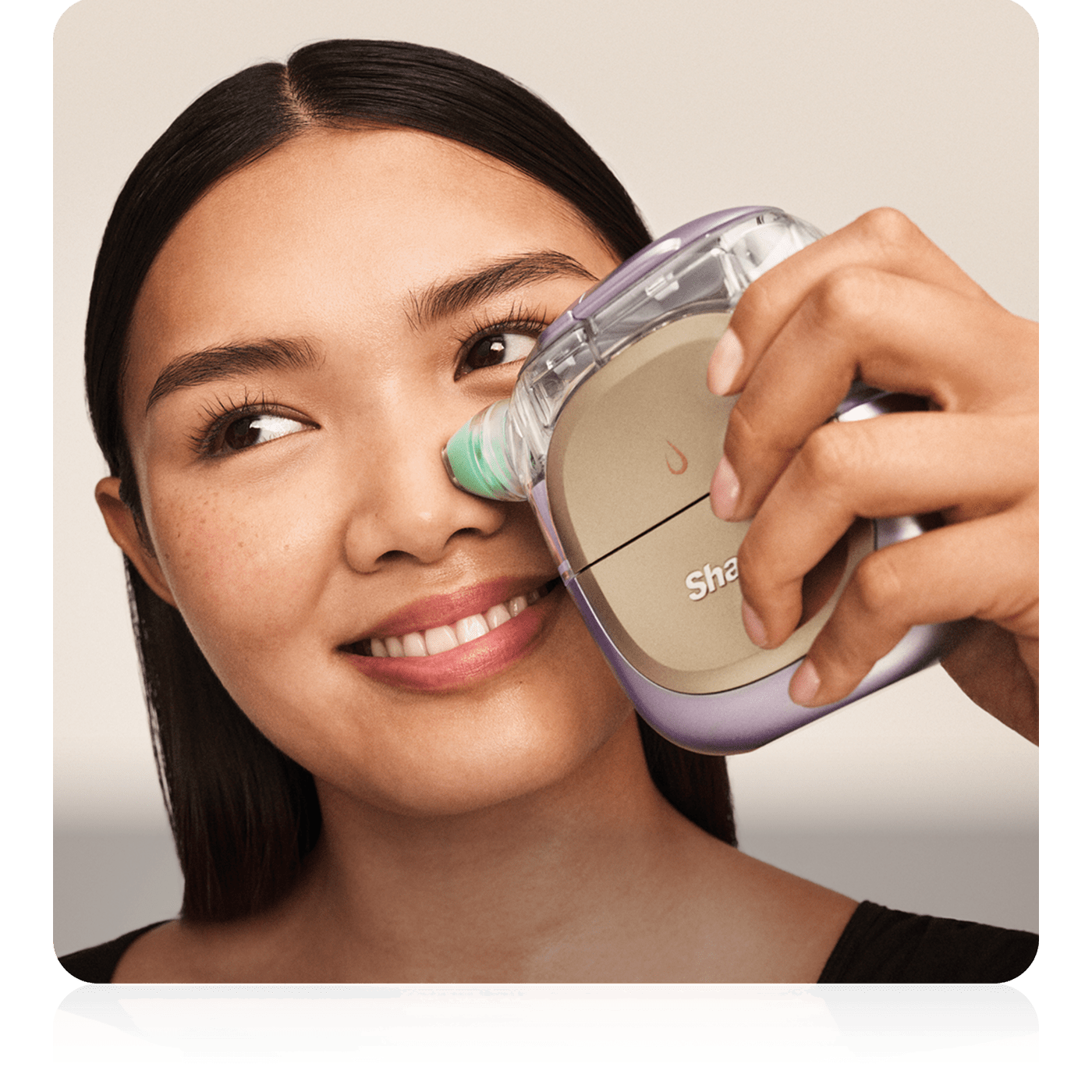 Shark FacialPro Glow in use